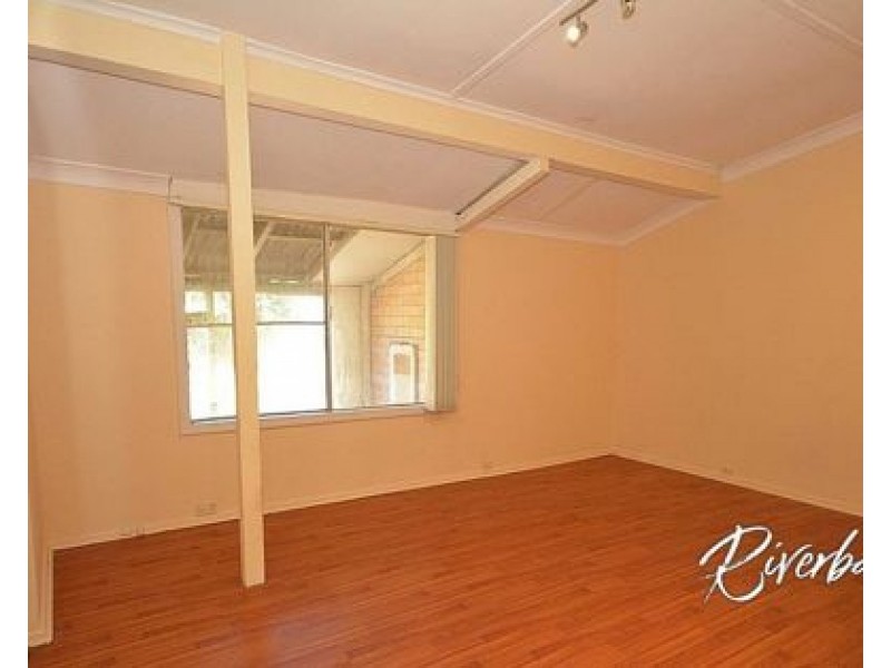 2 Albert Street, Guildford NSW 2161