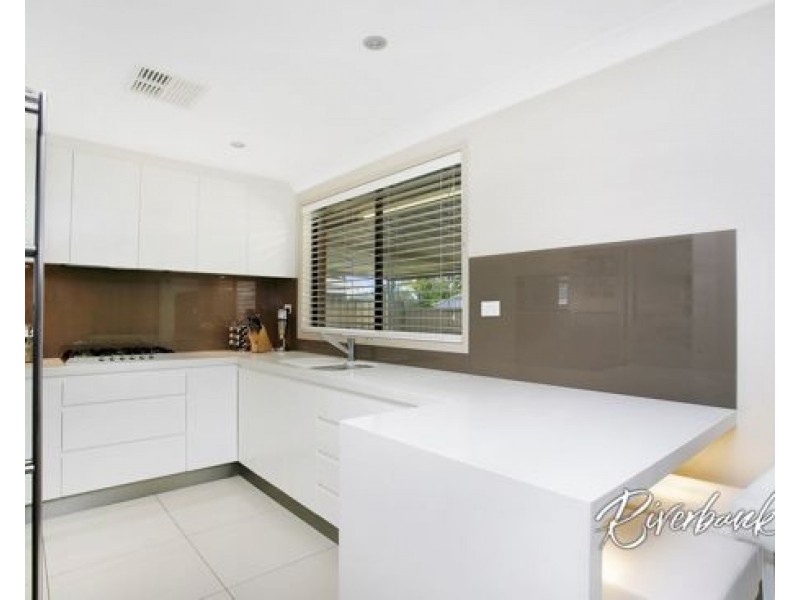 13 Athens Avenue, Hassall Grove NSW 2761