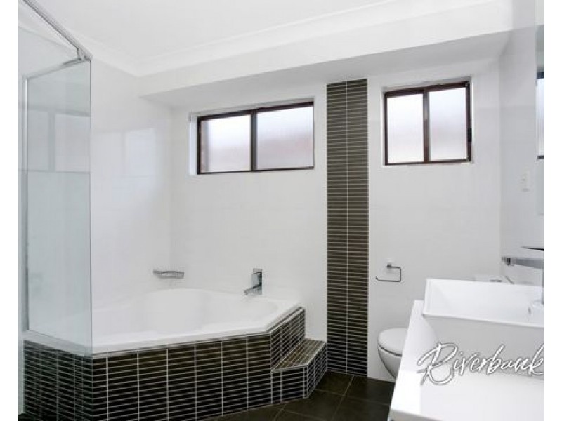 13 Athens Avenue, Hassall Grove NSW 2761