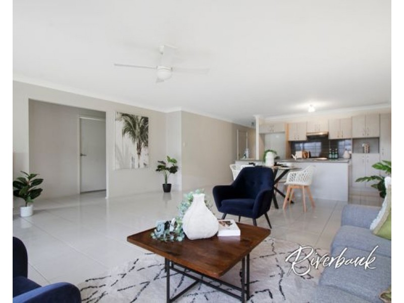 23 Fortune Street, Glenfield NSW 2167