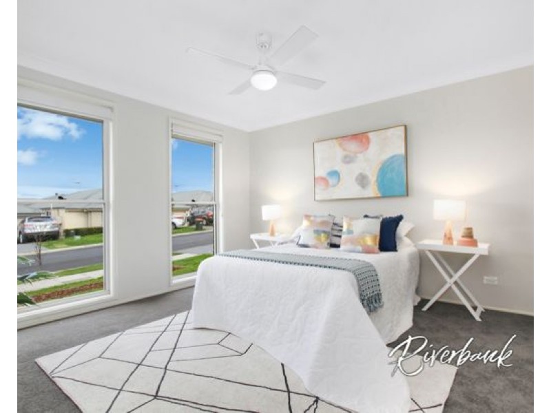 23 Fortune Street, Glenfield NSW 2167