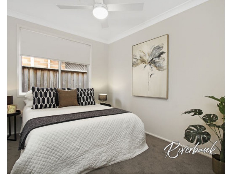 23 Fortune Street, Glenfield NSW 2167