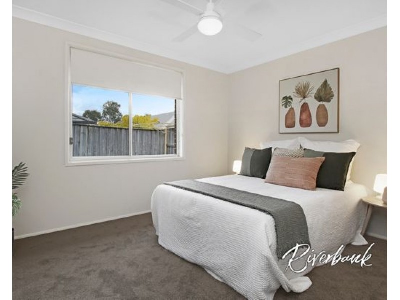 23 Fortune Street, Glenfield NSW 2167