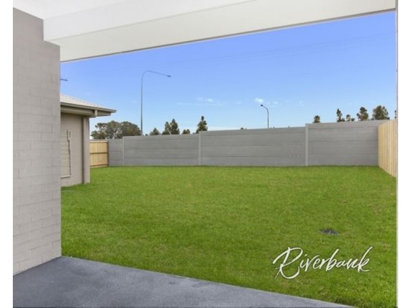 33 Clements Road, Edmondson Park NSW 2174