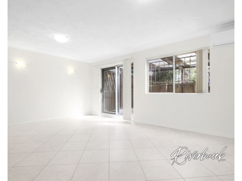 2/6-8 Addlestone Road, Merrylands NSW 2160