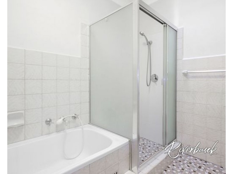 2/6-8 Addlestone Road, Merrylands NSW 2160