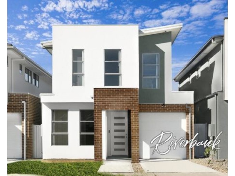 13 Glenholme Drive, Glenmore Park NSW 2745