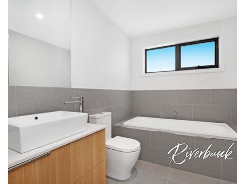 8 Barrett Street, Marsden Park NSW 2765