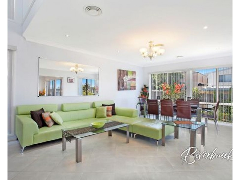 27 Tuabilli Street, Pemulwuy NSW 2145