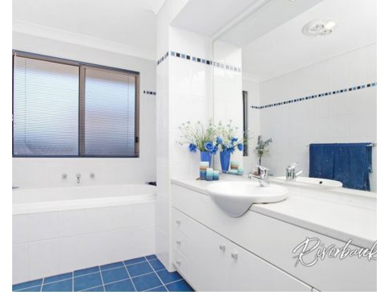 27 Tuabilli Street, Pemulwuy NSW 2145