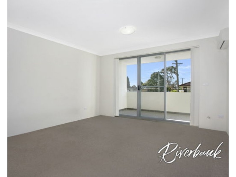 11/128 Woodville Road, Merrylands NSW 2160