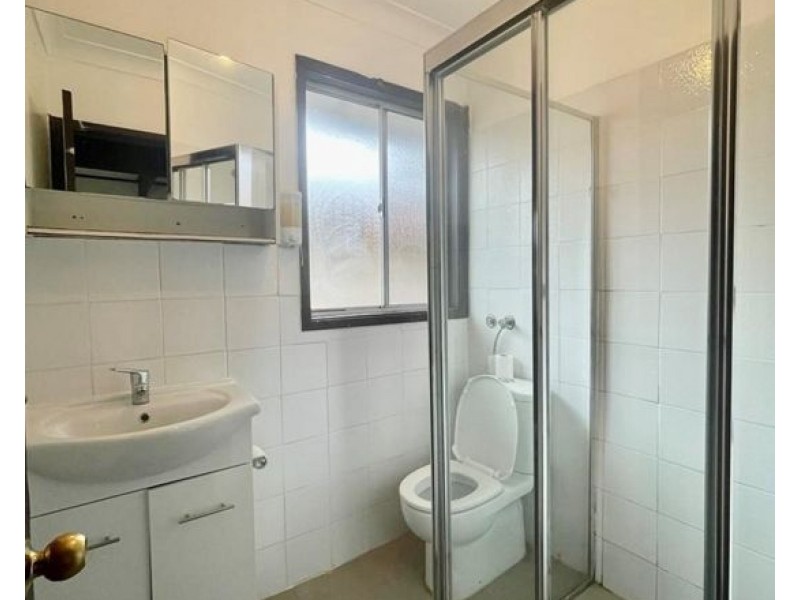 2/3 Springfield Street, Guildford NSW 2161