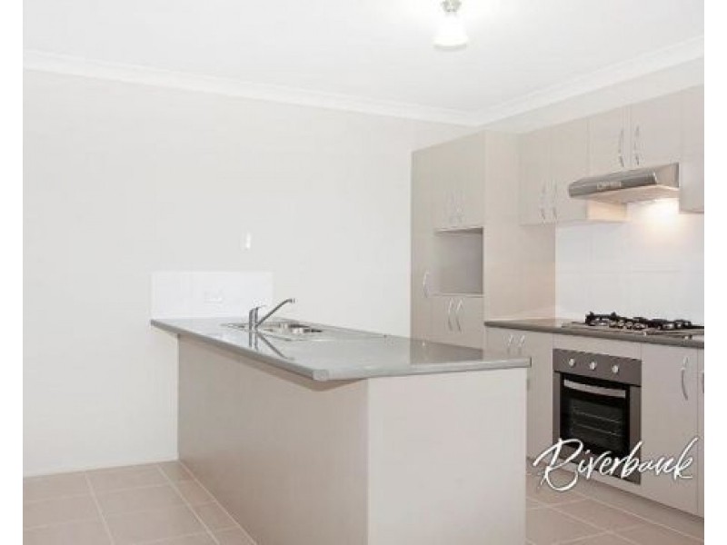 26 Tottenham Place, Glenfield NSW 2167