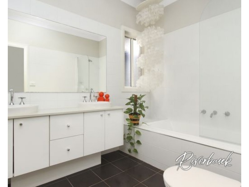 9 Muttong Street, Pemulwuy NSW 2145