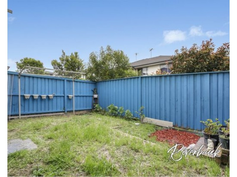 3 Numa Way, Glenfield NSW 2167