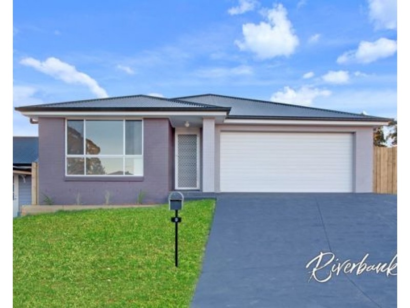 9 Teasdale Close, Elderslie NSW 2570