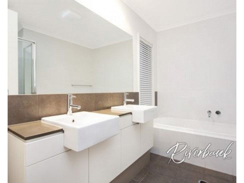 1 Daruga Avenue, Pemulwuy NSW 2145