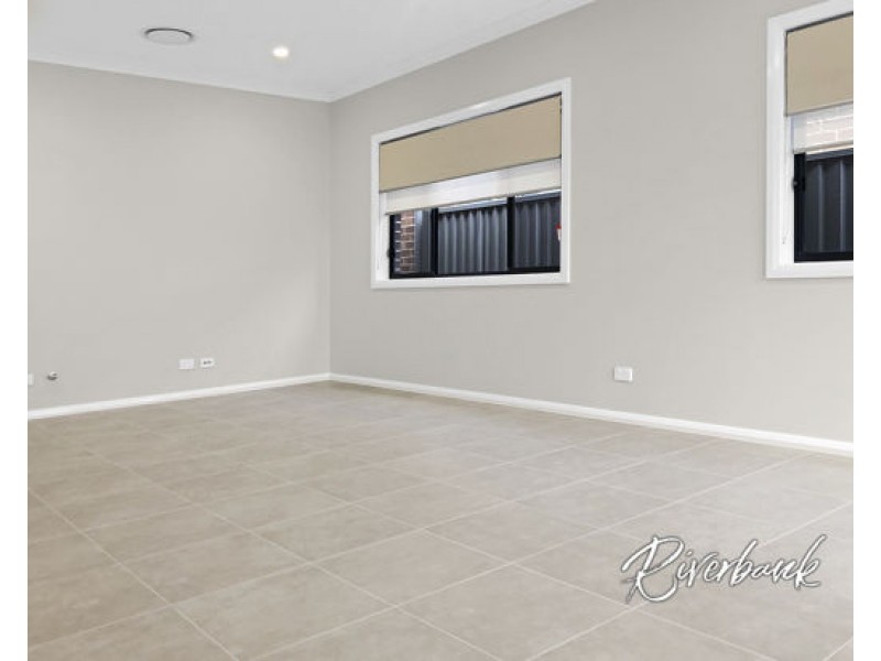 16 Florentine Parade, Marsden Park NSW 2765