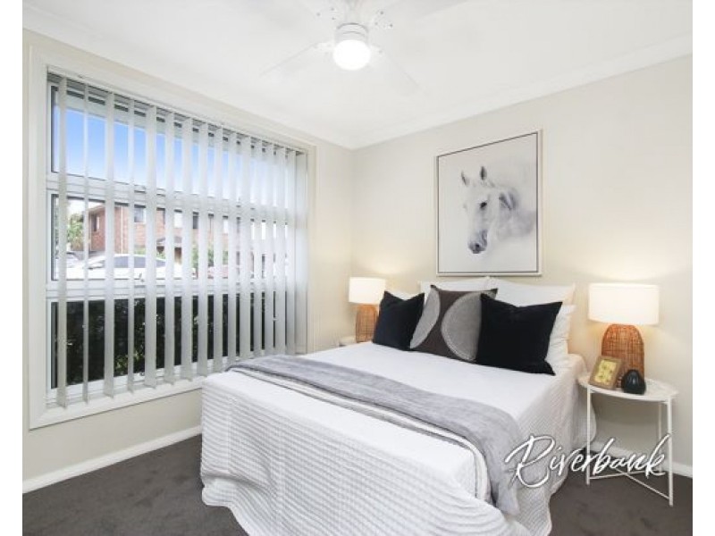 12 Fortune Street, Glenfield NSW 2167