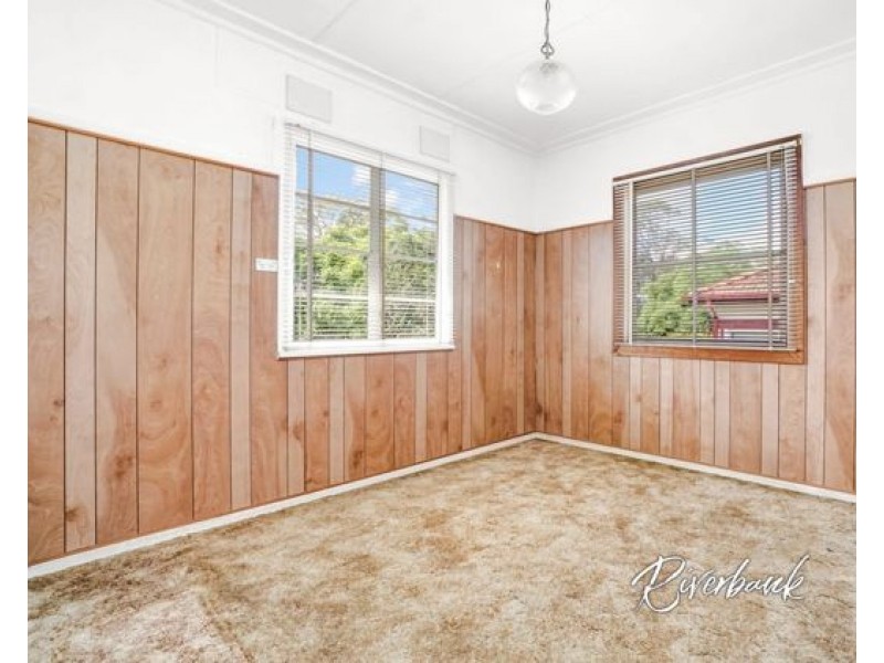 127 Windsor Road, Northmead NSW 2152