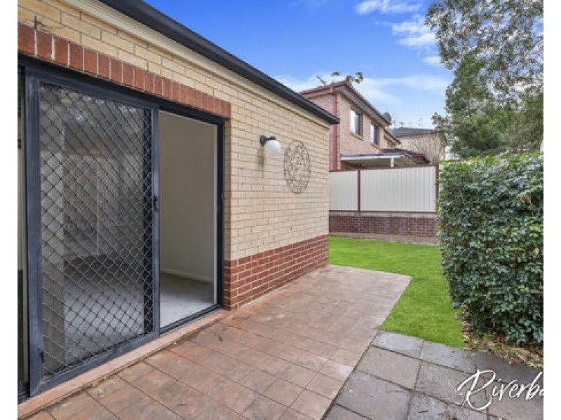2/37-41 Crosby Street, Greystanes NSW 2145