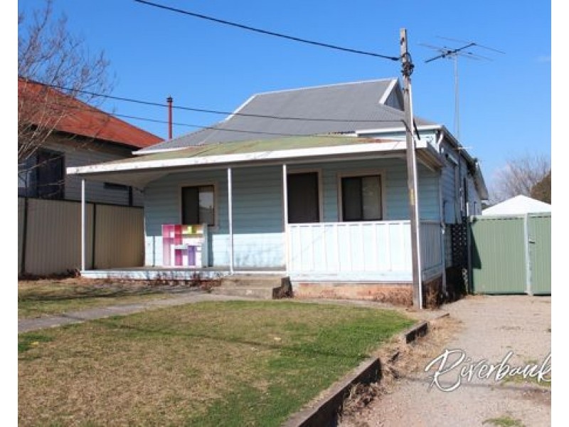 8 Broughton Street, Guildford NSW 2161