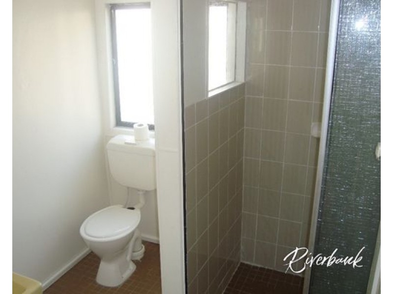 8 Broughton Street, Guildford NSW 2161