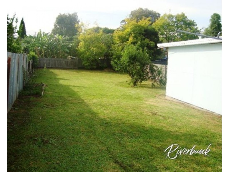 8 Broughton Street, Guildford NSW 2161