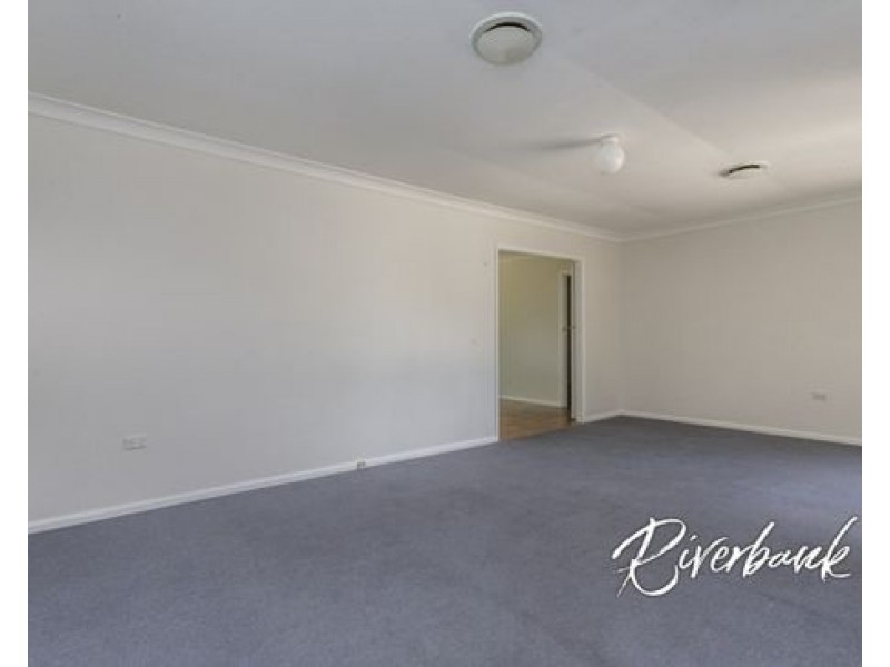 27 Coreen Avenue, Penrith NSW 2750