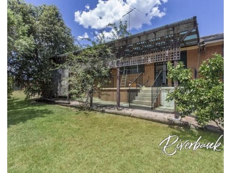 27 Coreen Avenue, Penrith NSW 2750