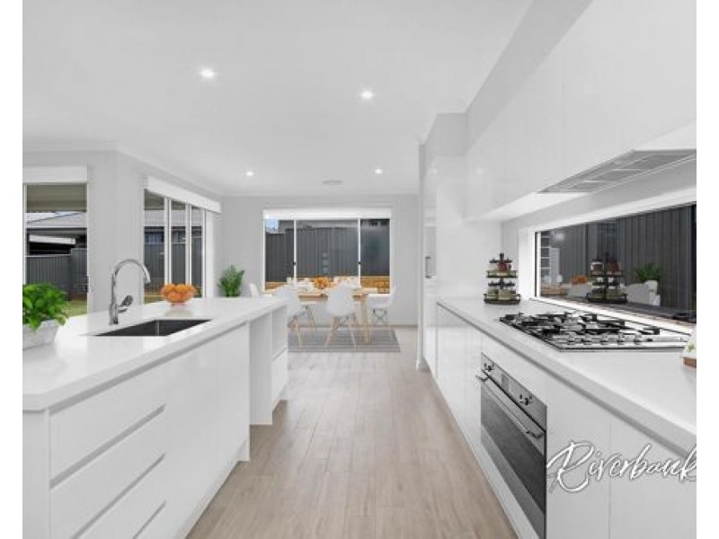 13 Emberson Street, Leppington NSW 2179