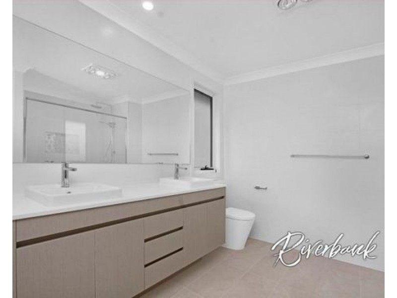 13 Emberson Street, Leppington NSW 2179