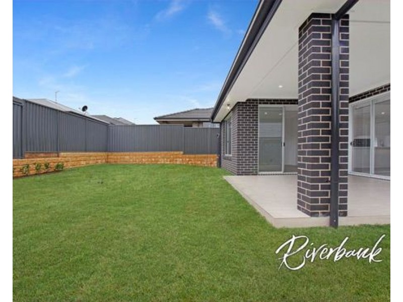 13 Emberson Street, Leppington NSW 2179