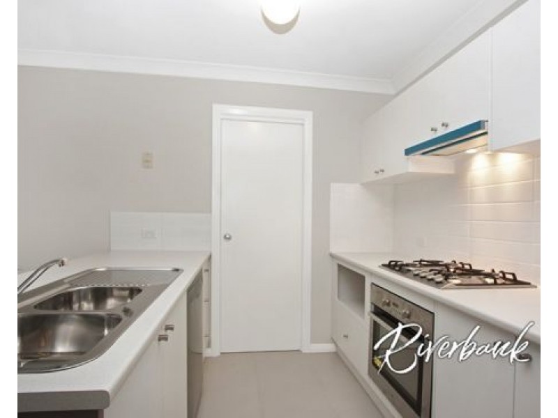 18 Dromedary Place, Macquarie Links NSW 2565