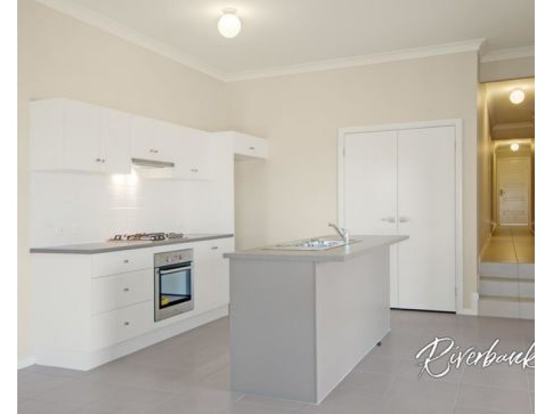 29 Asimus Circuit, Elderslie NSW 2570