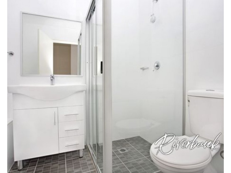 8/128-132 Woodville Road, Merrylands NSW 2160