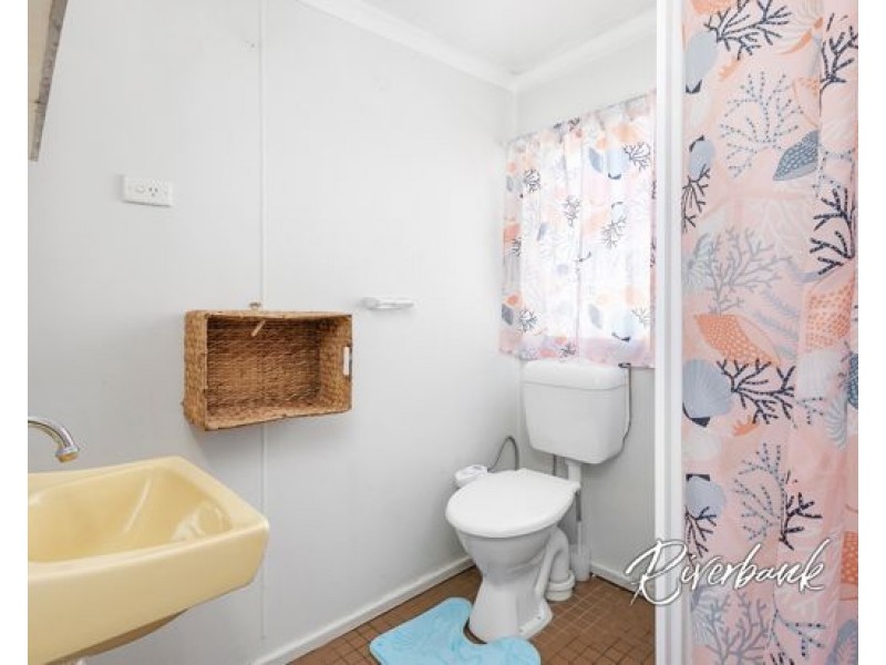 8 Broughton Street, Guildford NSW 2161