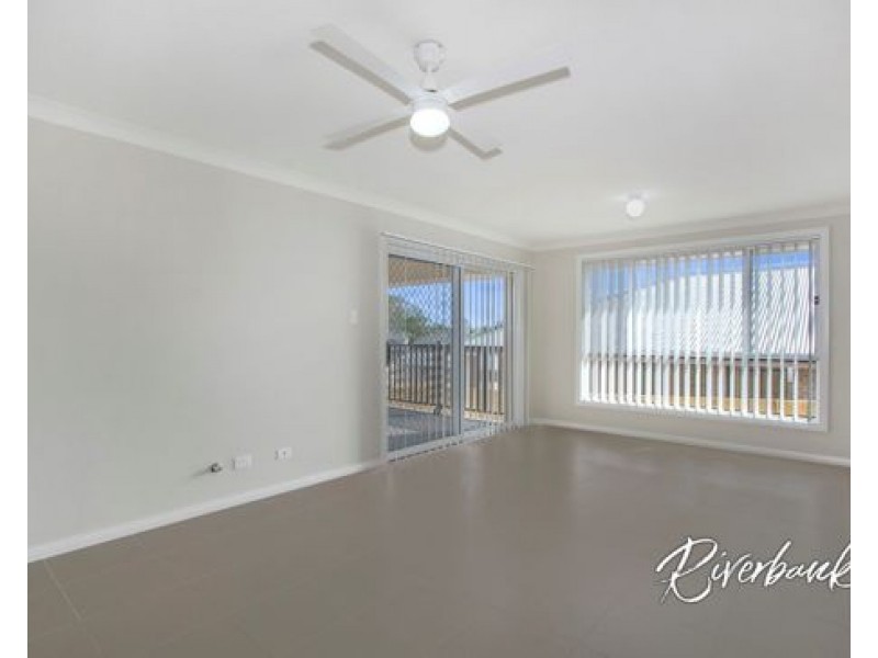 71 Lodges Road, Elderslie NSW 2570