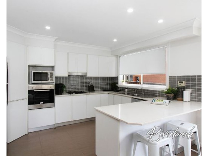 11 Stanbury Avenue, Pemulwuy NSW 2145