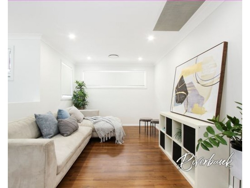 11 Stanbury Avenue, Pemulwuy NSW 2145