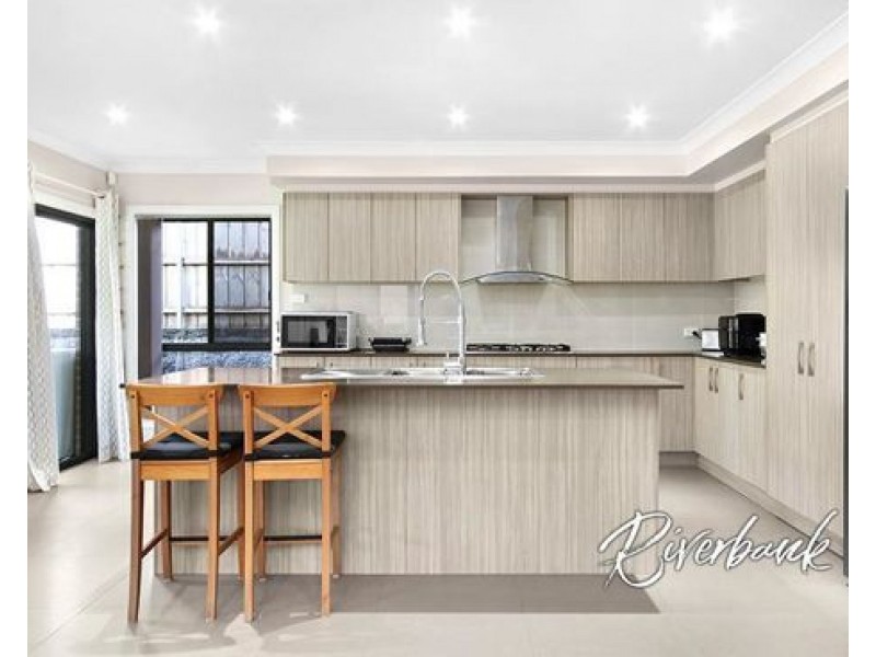 18 Buran Road, Pemulwuy NSW 2145