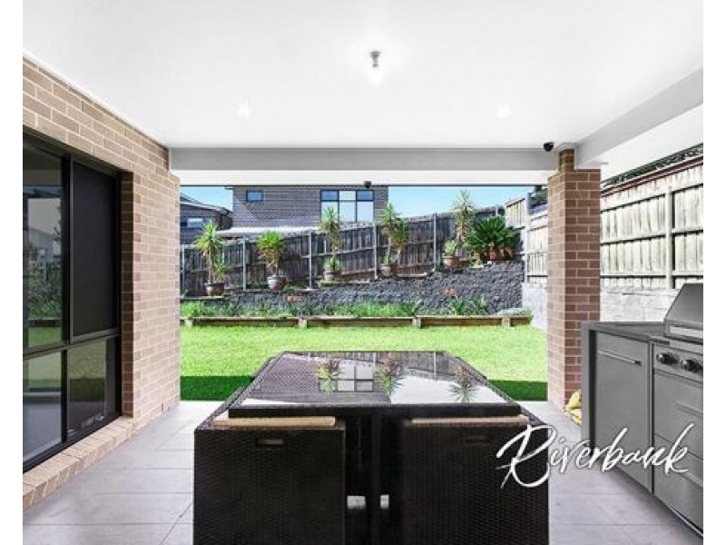 18 Buran Road, Pemulwuy NSW 2145