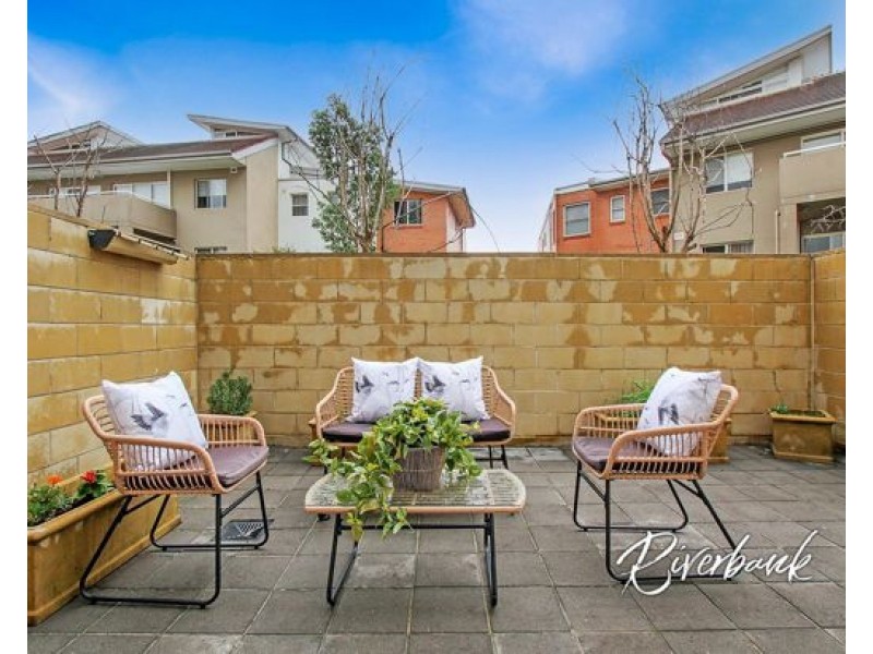 64/120 Driftway Drive, Pemulwuy NSW 2145