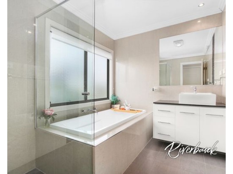 21 Boraga Street, Pemulwuy NSW 2145