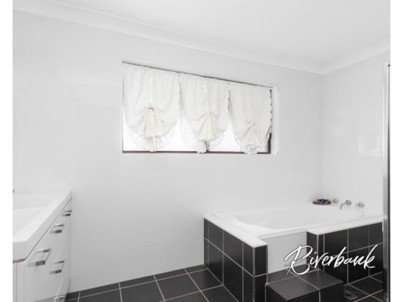 77 Sherwood Road, Merrylands NSW 2160