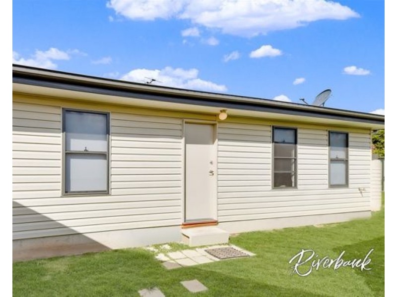 4A Avalon Place, Woodbine NSW 2560