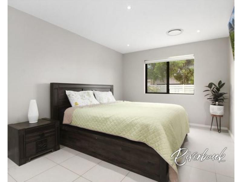 29 Burriang Way, Pemulwuy NSW 2145