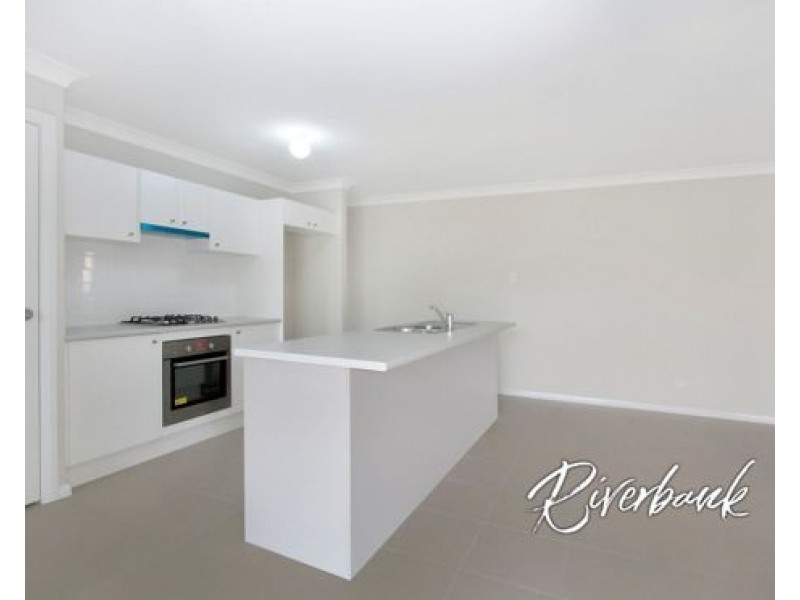 13 Teasdale Close, Elderslie NSW 2570