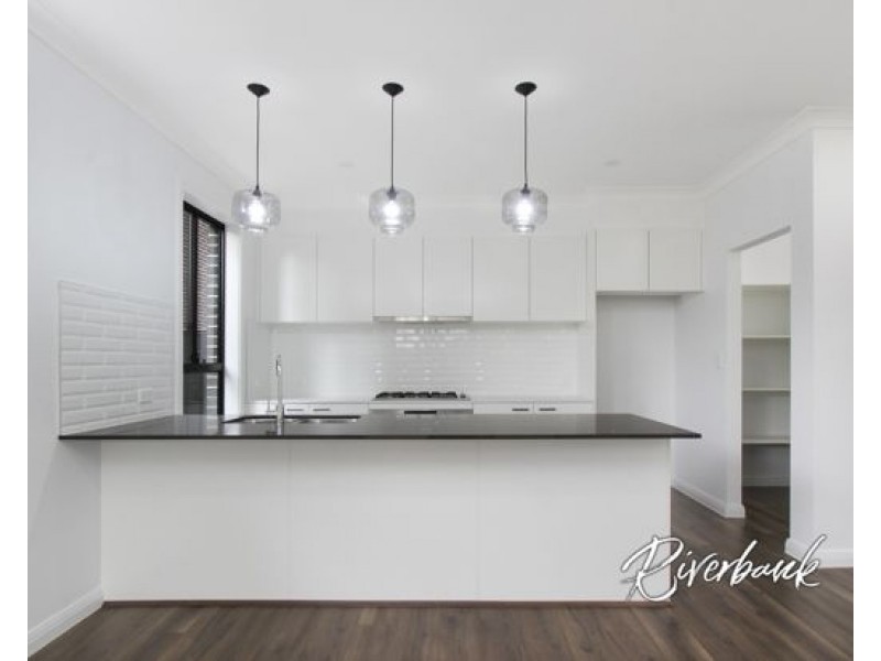 10 Samuel Way, Pemulwuy NSW 2145