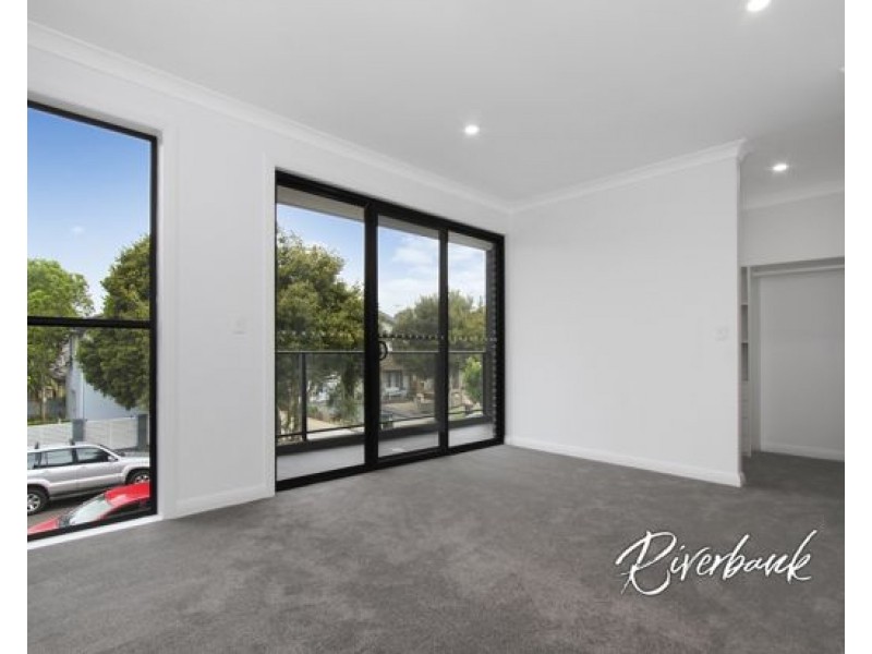 10 Samuel Way, Pemulwuy NSW 2145